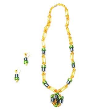 Collier et boucles d'oreilles RACHEL